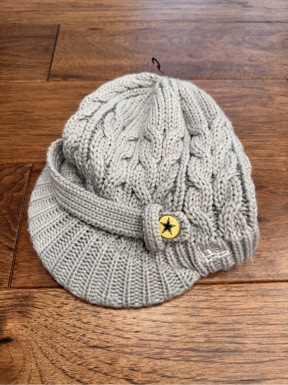 New Era Dallas Cowboys NFL Women's Gray Knit Visor Beanie Hat One Size